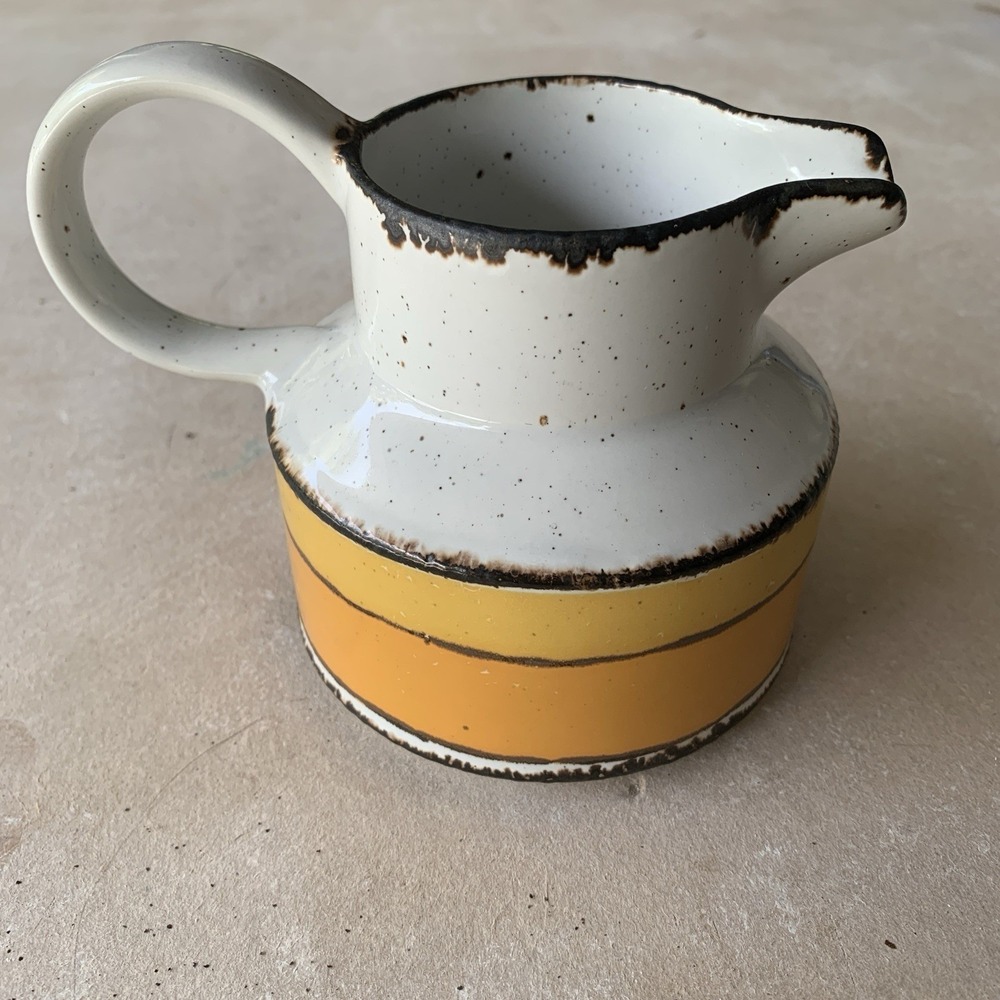 Vtg MCM Stonehenge Creamer Midwinter Sun Pitcher 1970s Gold‎ Yellow England